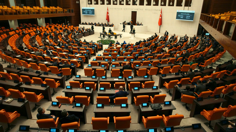 Das Erste: турецкий парламент ратифицировал заявку Финляндии на вступление в НАТО