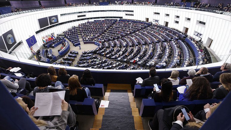 GT: мы за это расплачиваемся — евродепутаты раскритиковали антироссийскую политику Брюсселя, идущего на поводу у США 
