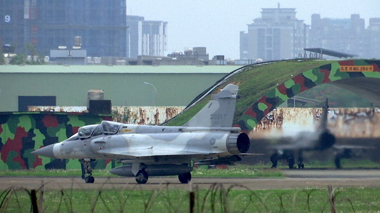 Guardian: США сомневаются в готовности Тайваня противостоять китайской авиации