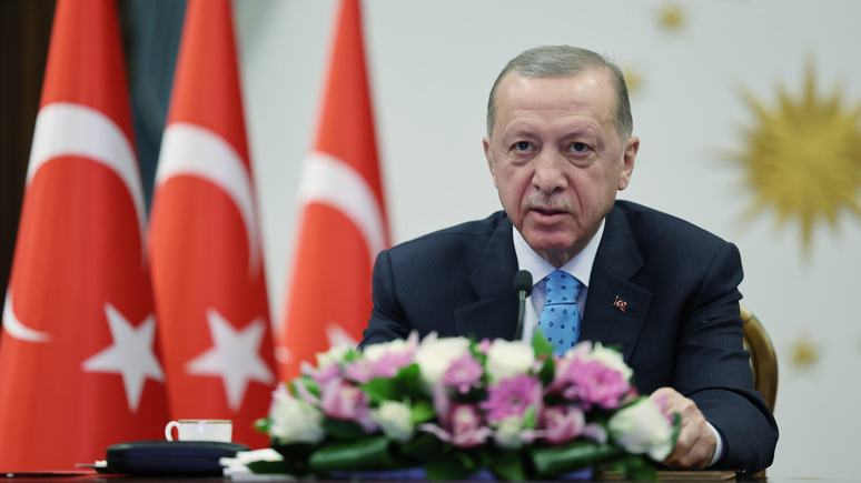 CNN: Эрдоган дал совет Западу — в отношениях с Россией нужен сбалансированный подход