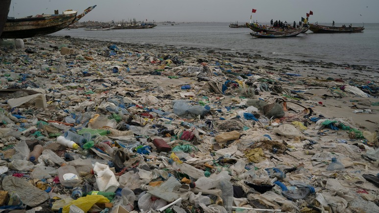 Das Erste: «бомба замедленного действия» — Макрон предостерегает о мировом загрязнении пластиком