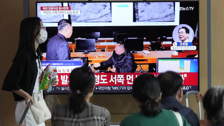 Guardian: КНДР пообещала провести повторный запуск разведывательного спутника после неудачи в среду