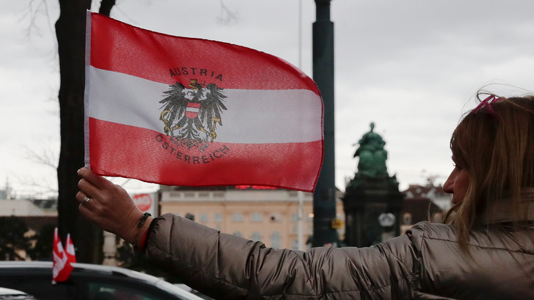 Politico: Австрия рискует стать новой головной болью для ЕС