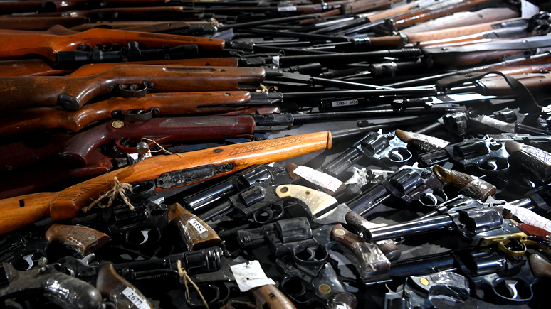 Spiegel: откликнулись на призыв Вучича — сербы добровольно сдали в полицию более 78 тысяч единиц оружия 