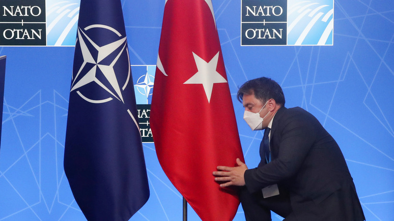 Hürriyet: на встрече в Анкаре будет решаться, одобрит ли Турция заявку Швеции до саммита НАТО в Вильнюсе