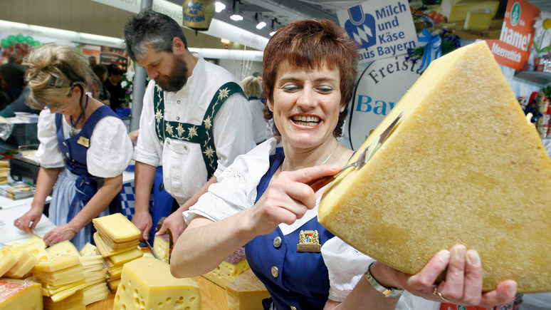 Bild: «настал черёд хлеба с маслом» — немецкий Минсельхоз предлагает запретить рекламу молочных продуктов