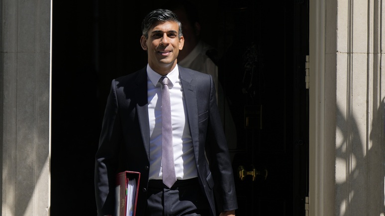 Independent: Сунак попросит у бизнесменов средств для восстановления экономики Украины