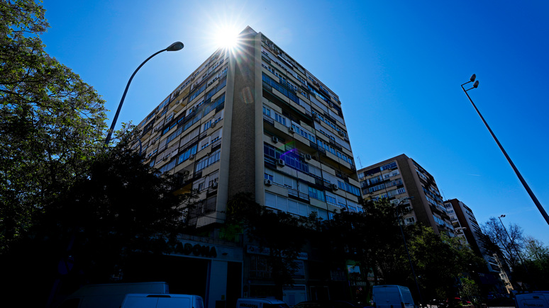 El Mundo: рекорд ЕС — 45% испанцев, арендующих жильё, находятся на грани бедности
