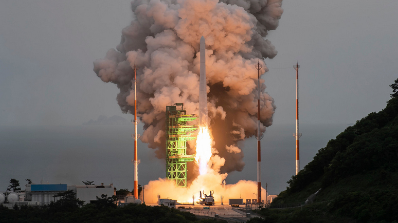 Bloomberg: изучение обломков поможет Сеулу раскрыть секреты ракетной программы КНДР 