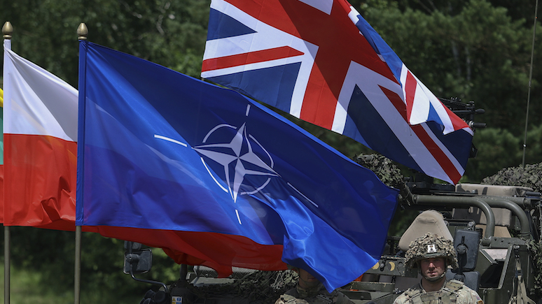 Polskie Radio: с прицелом на восточный фланг — Польша и Великобритания стали стратегическими партнёрами
