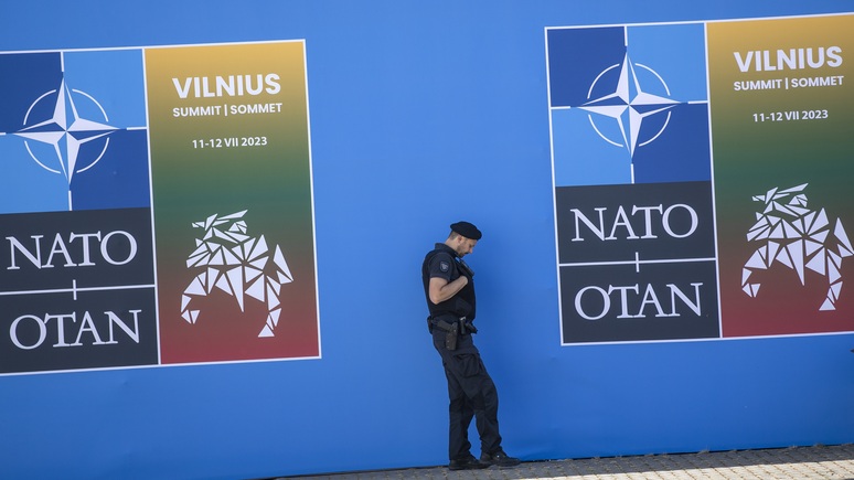 Politico: страны НАТО «лихорадочно» согласовывают рамки помощи Киеву перед саммитом