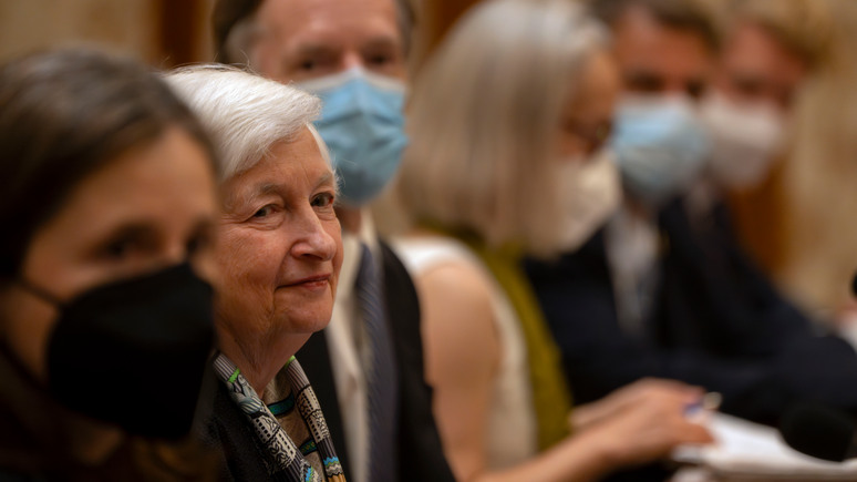 CNN: во время визита в Китай министр финансов США попробовала блюдо из грибов, известных галлюциногенными свойствами