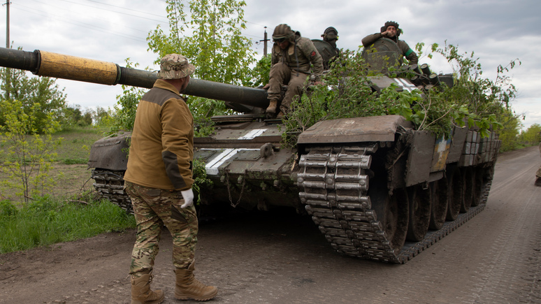 Times: выведать секреты — Украина расставляет «медовые ловушки» на российских солдат