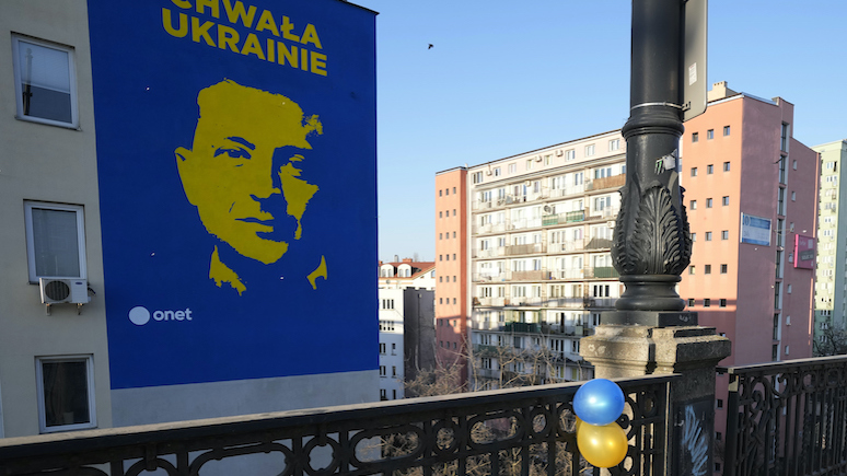 Do Rzeczy: украинцев приучили к мысли, что Варшава — слуга Киева 