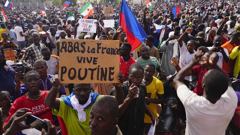 Bloomberg: переворот в Нигере станет серьёзным препятствием для французской политики в Африке