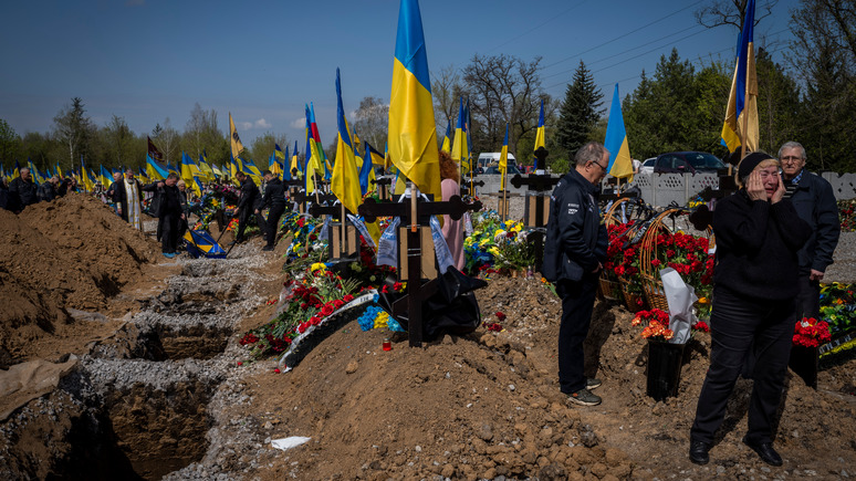 Полковник Макгрегор: Польша рискует пойти по пути Украины и превратиться в кладбище