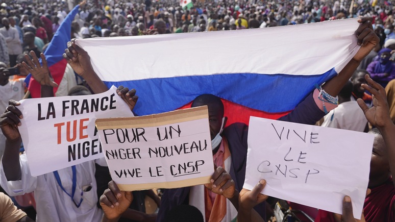 Обозреватель Independent о перевороте в Нигере: Россия и Запад возвращаются к холодной войне 