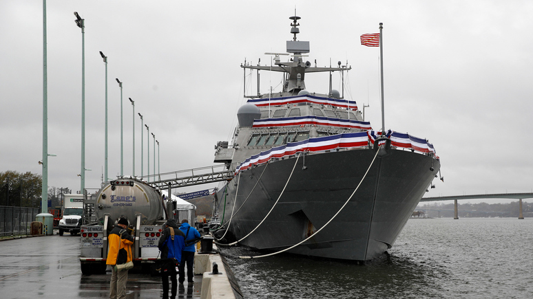Business Insider: «не прослужил и 5 лет» — ВМС США списали военный корабль стоимостью $362 млн