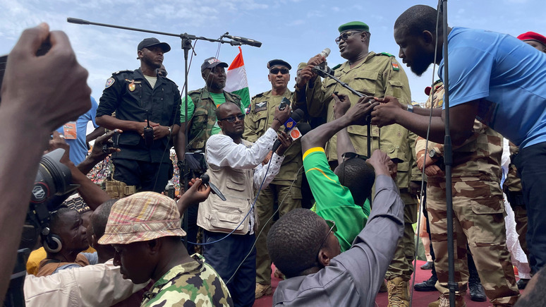 Economist: две трети переворотов в Африке происходят в бывших французских колониях