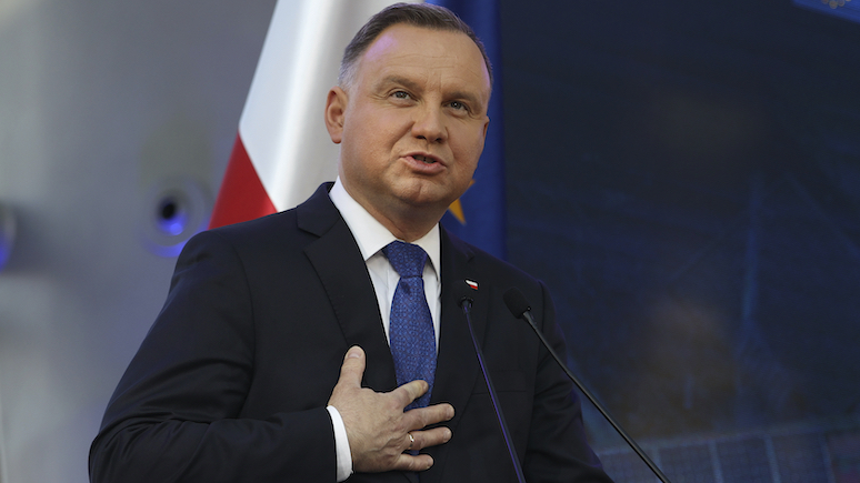 Дуда: очень печально, что Зеленский выносит польско-украинский спор на международный форум