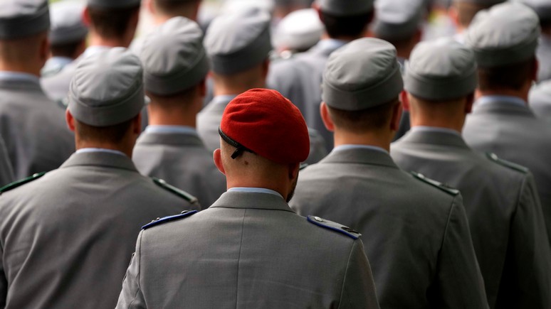 Das Erste: генерал бундесвера, ответственный в армии за этику, обвиняется в домогательствах