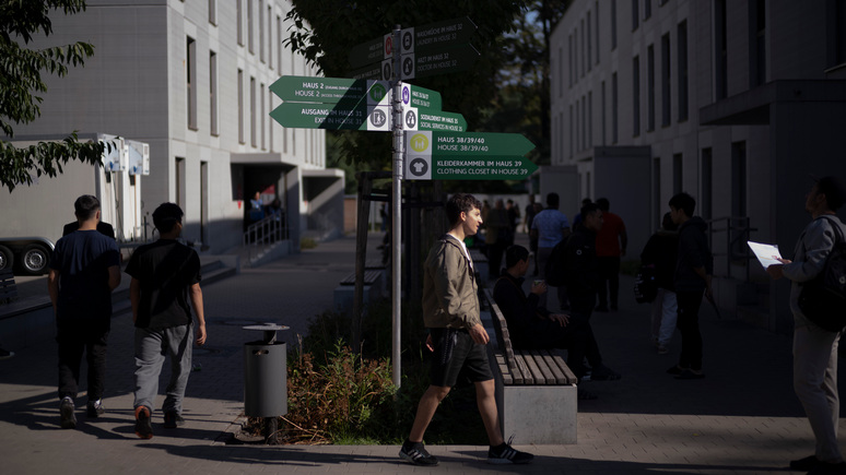 Das Erste: устали от мигрантов — в Германии растёт недовольство политикой властей 