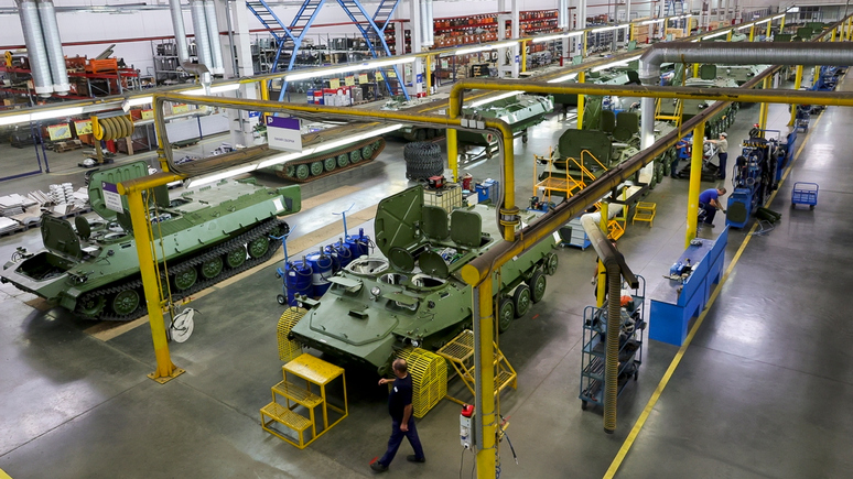 FAZ: Россия наращивает производство вооружений, несмотря на беспрецедентные санкции 