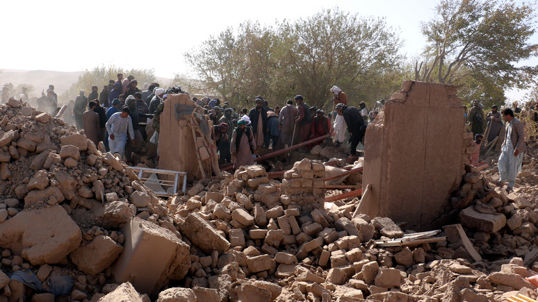 Guardian: мощное землетрясение обострило гуманитарный кризис в Афганистане