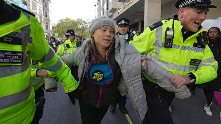 CNBC: Грету Тунберг задержали во время протестов в Лондоне