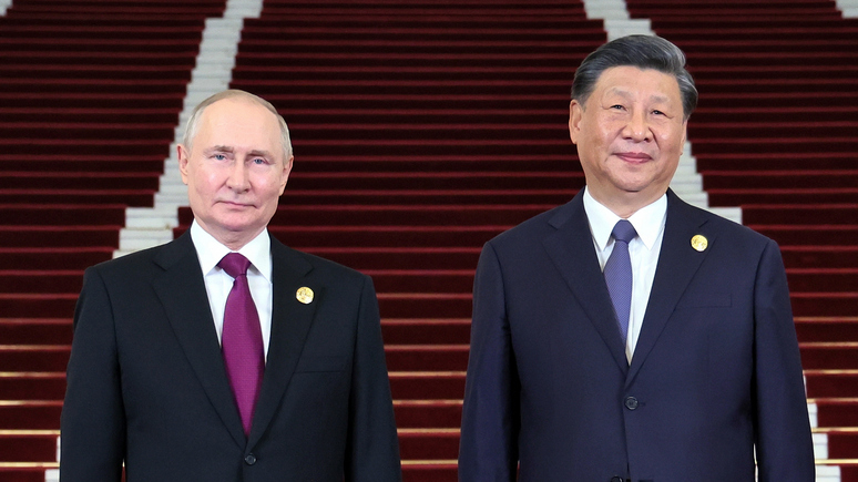 Bloomberg: Запад обеспокоен сближением России и Китая на основе недоверия к США