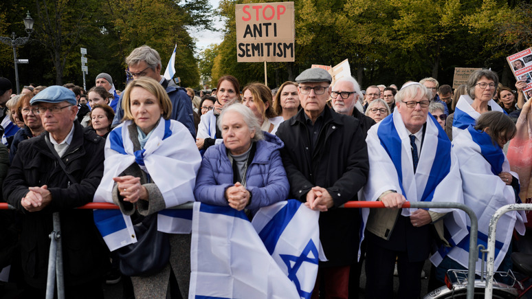 Guardian: в руководстве ЕС встревожены всплеском антисемитизма в Европе — и признают, что это «глубоко укоренившаяся» проблема