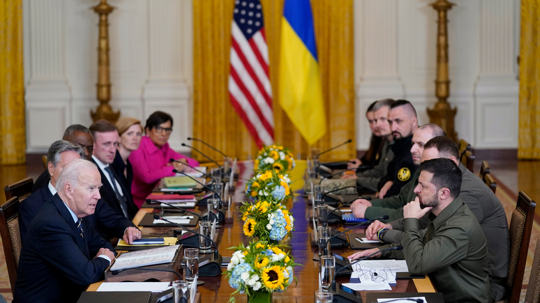 Axios: американцы стали меньше поддерживать Украину