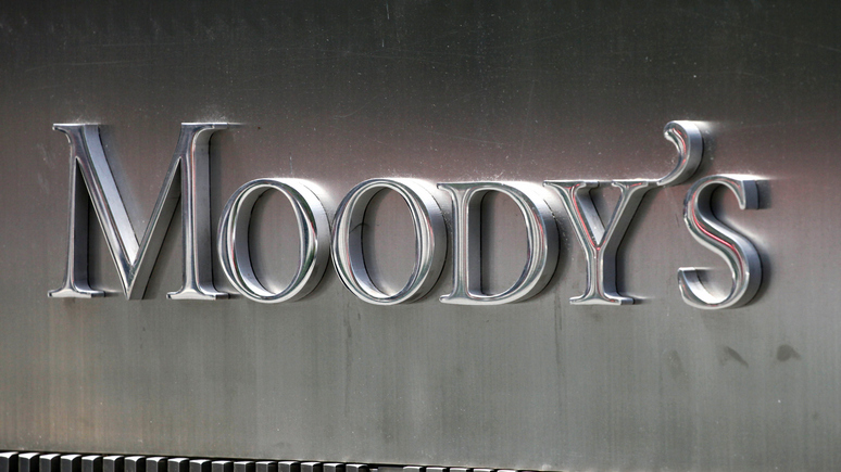 Reuters: решение Moody’s об ухудшении прогноза по кредитному рейтингу США вызвало гнев в Вашингтоне