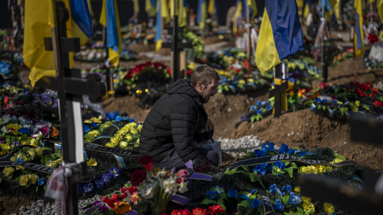 SwebbTV: «аморальная бойня» на Украине завершится полным уничтожением страны