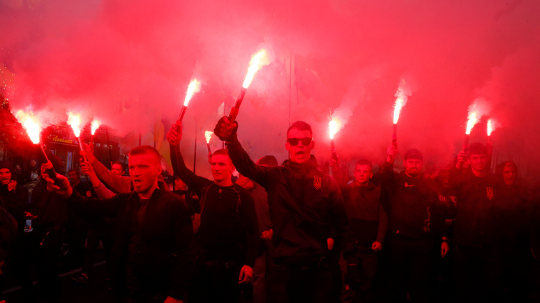 Weekly Blitz: устранив Зеленского, США усугубят созданную ими неонацистскую проблему Украины