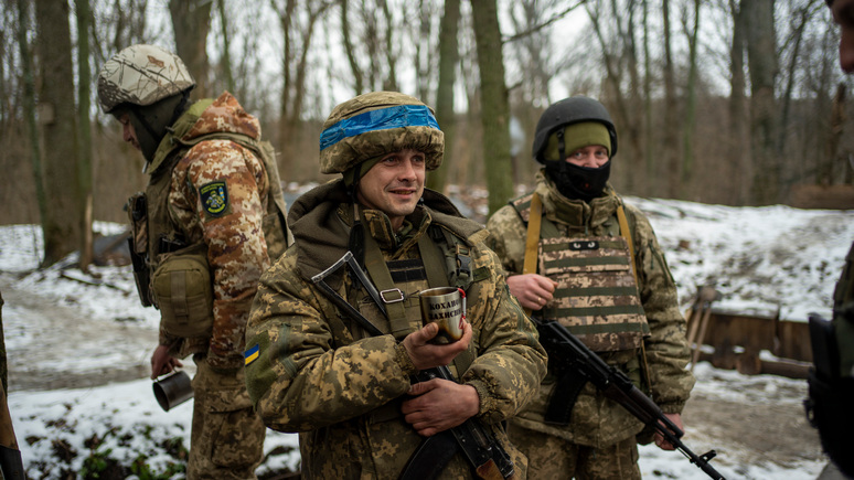 Le Parisien: нехватка оружия, солдат и помощи Запада ставит Украину в тяжёлое положение