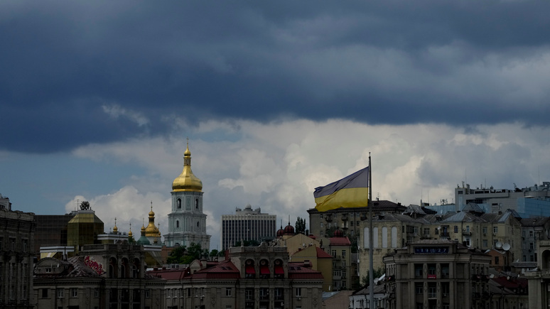 Bloomberg: возможности для финансирования украинского конфликта у Киева на исходе