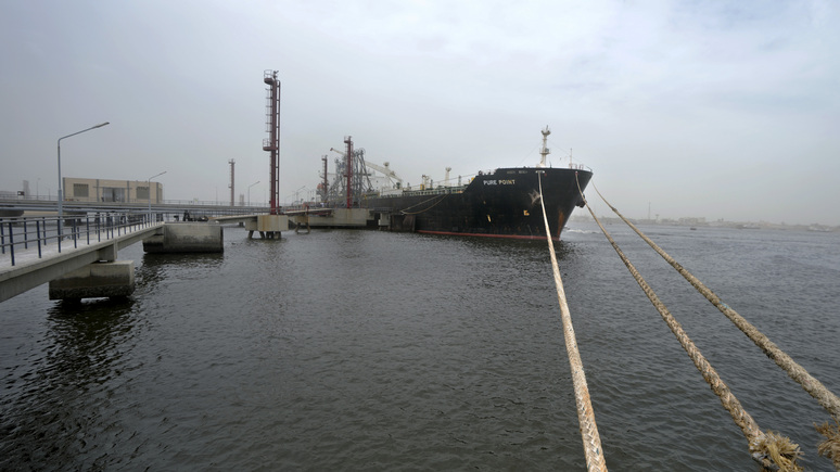 La Dépêche: дружественные страны помогли Москве обойти эмбарго и заработать на продаже нефти