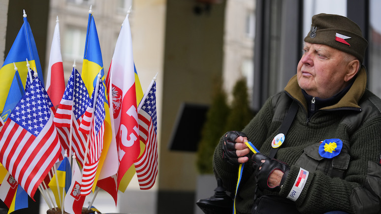 Польский экономист: Киев использует Варшаву, ничего не предлагая взамен