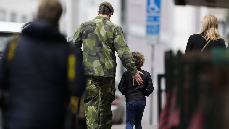 SVT: тысячи молодых шведов будут насильственно призваны в армию