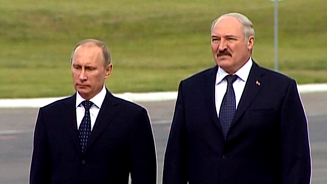 Лукашенко ведет двойную игру за спиной у Путина
