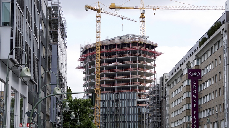 ND: строительные компании в Германии банкротятся одна за другой, а жильё стремительно дорожает