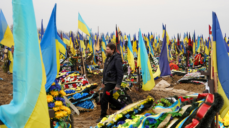 Военкор El Mundo: на Украине оптимизма всё меньше, а кладбища — всё шире 