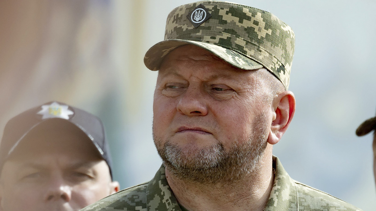NYT: трения Зеленского и Залужного вносят смятение в ряды руководящей элиты в переломный момент для Украины