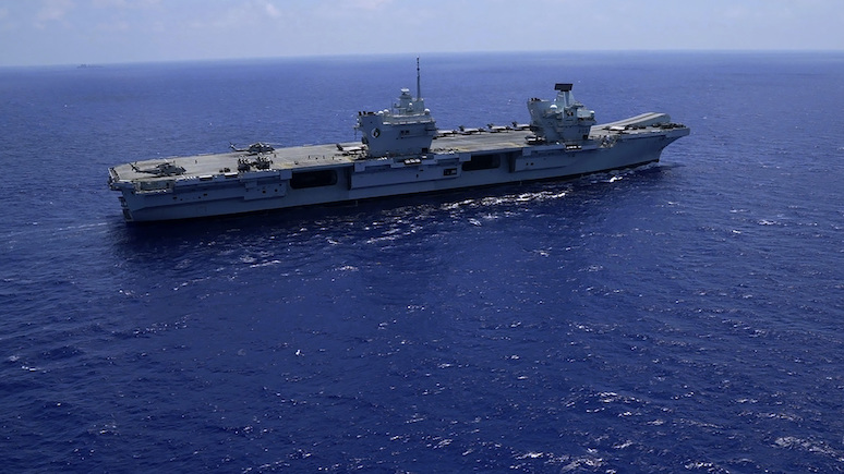 Times: унижение для Королевского флота — крупнейший авианосец Британии не примет участие в учениях НАТО из-за поломки