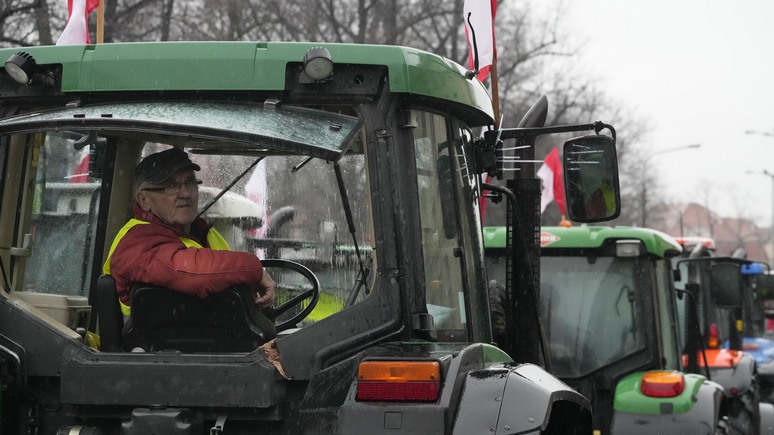 Le Parisien: «У нас нет другого выбора» — польские фермеры заблокировали дороги и погранпереходы с Украиной