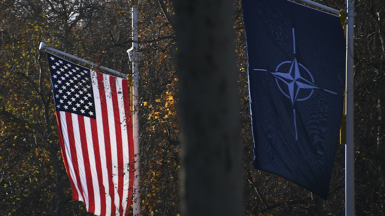 Польский генерал: к словам Трампа о выходе США из НАТО надо относиться с полной серьёзностью 