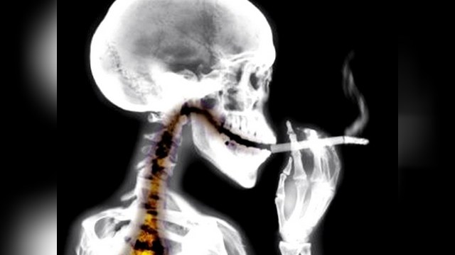 Ромни причастен к увеличению количества курильщиков в России  