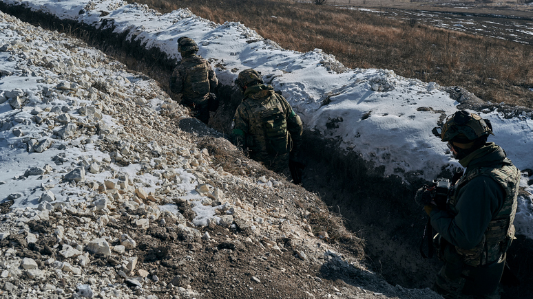 NYTimes: удивительно слабая оборона Украины помогает продвижению российских войск