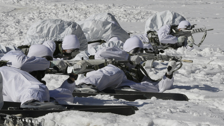 BI: США восстанавливают военные возможности в Арктике для противостояния России и Китаю